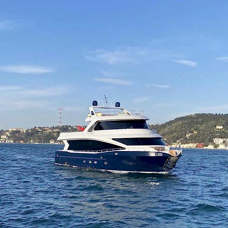 Yat Ana Fotoğrafı